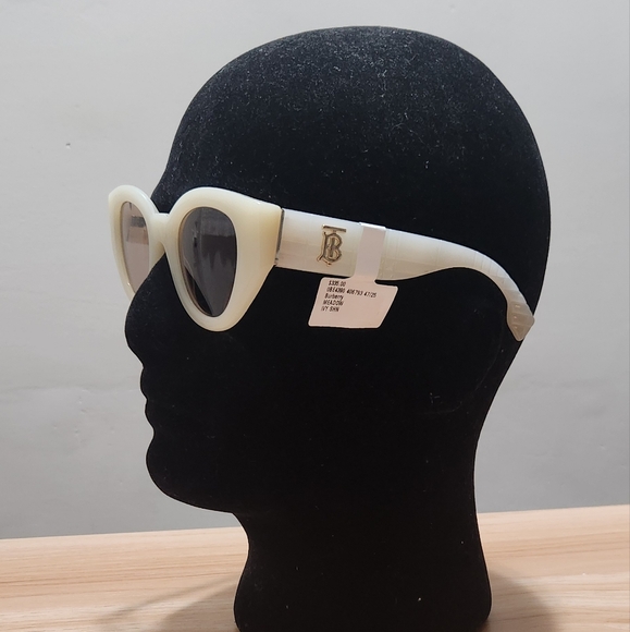 Burberry Meadow Wmn's Sunglasses BE4390 406793 Ivory Frame Color NO CASE - Picture 3 of 6